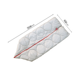 新形状ブーツ型寝袋 レリーバーシュラフ。寝心地と使いやすさにこだわったサステナブルな寝袋です。